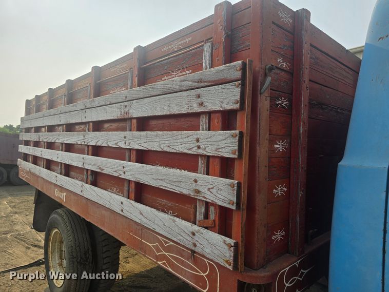 image for item EK6251 1967 GMC grain truck