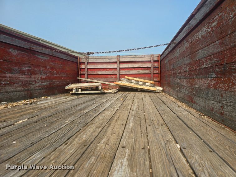 image for item EK6251 1967 GMC grain truck