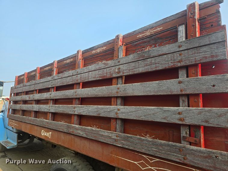 image for item EK6251 1967 GMC grain truck