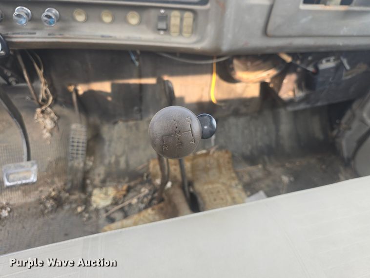 image for item EK6251 1967 GMC grain truck