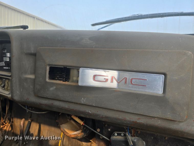 image for item EK6251 1967 GMC grain truck