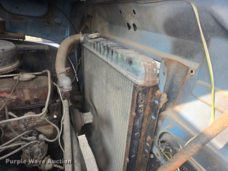 image for item EK6251 1967 GMC grain truck