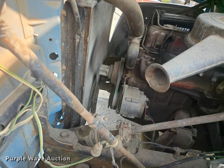 image for item EK6251 1967 GMC grain truck