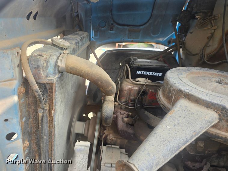 image for item EK6251 1967 GMC grain truck