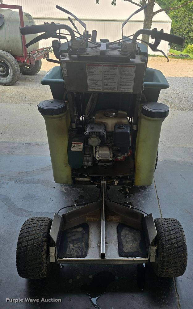 image for item EK6264 Permagreen  Triumph spreader