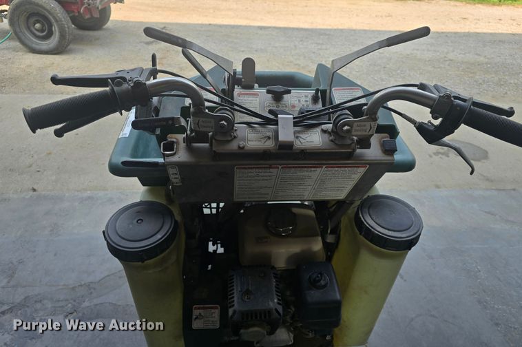 image for item EK6264 Permagreen  Triumph spreader