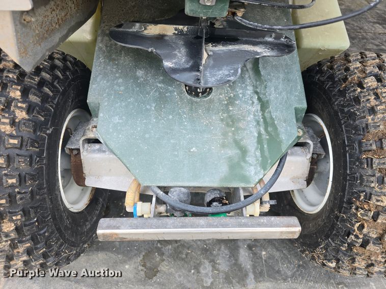 image for item EK6264 Permagreen  Triumph spreader