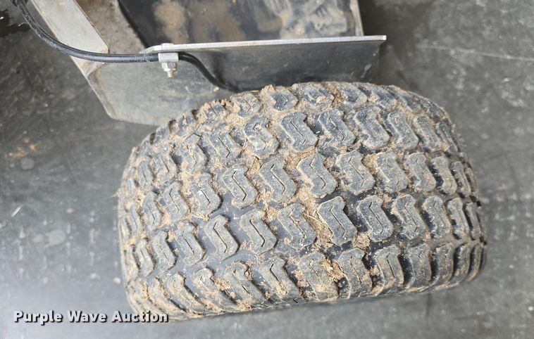 image for item EK6264 Permagreen  Triumph spreader