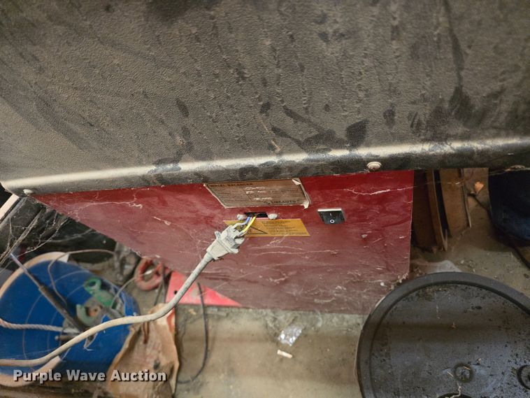 image for item EK6265 Precision  G1-100 wheel balancer