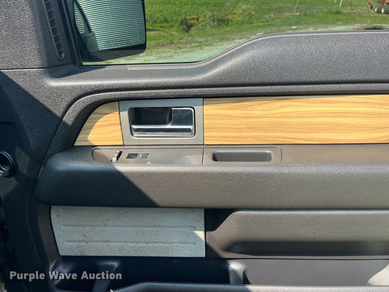 image for item EK8788 2011 Ford F150 SuperCab pickup truck