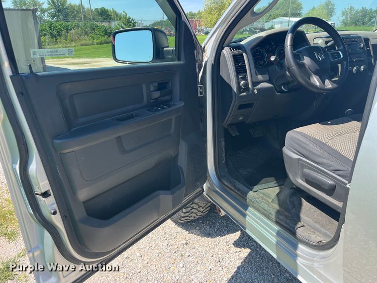 image for item EK8807 2011 Dodge Ram 2500 Crew Cab pickup truck