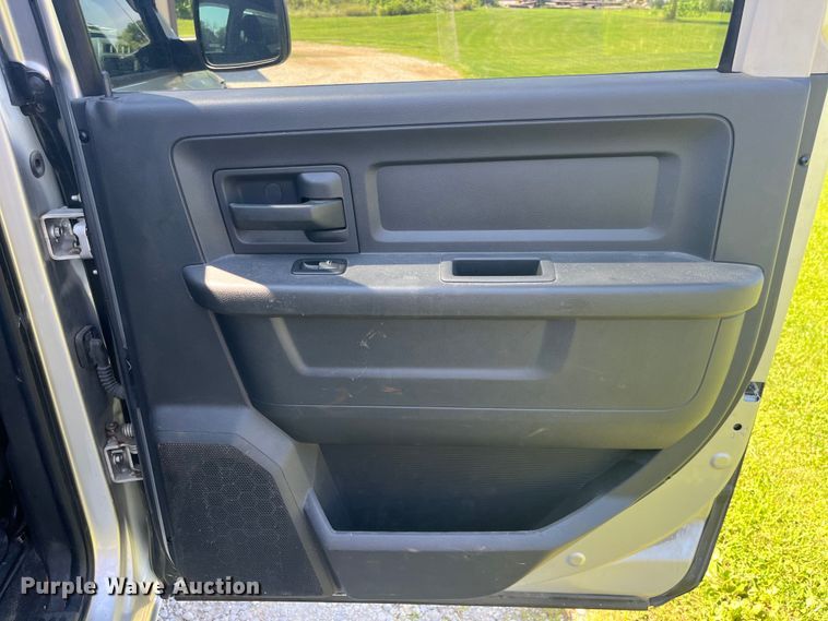 image for item EK8807 2011 Dodge Ram 2500 Crew Cab pickup truck