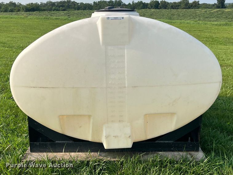 image for item EK8810 Poly tank