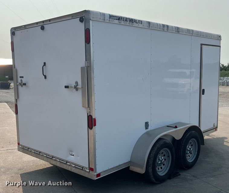 image for item EK8811 2011 Featherlite  1610-0012 enclosed cargo trailer