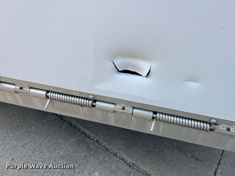 image for item EK8811 2011 Featherlite  1610-0012 enclosed cargo trailer