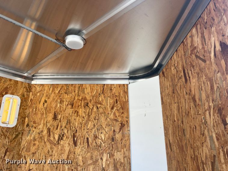 image for item EK8811 2011 Featherlite  1610-0012 enclosed cargo trailer