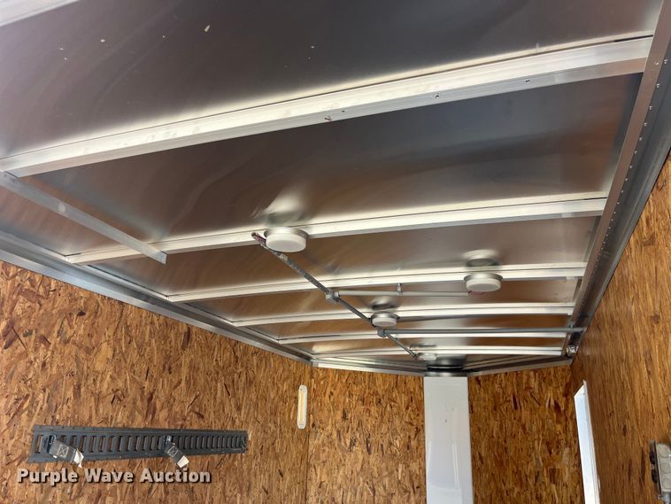 image for item EK8811 2011 Featherlite  1610-0012 enclosed cargo trailer