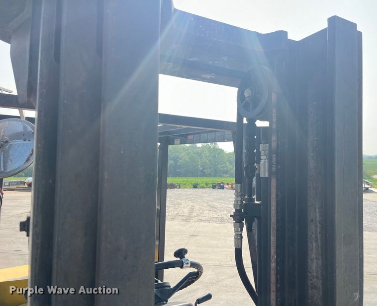 image for item EK8848 Yale C060TENUAE083 forklift