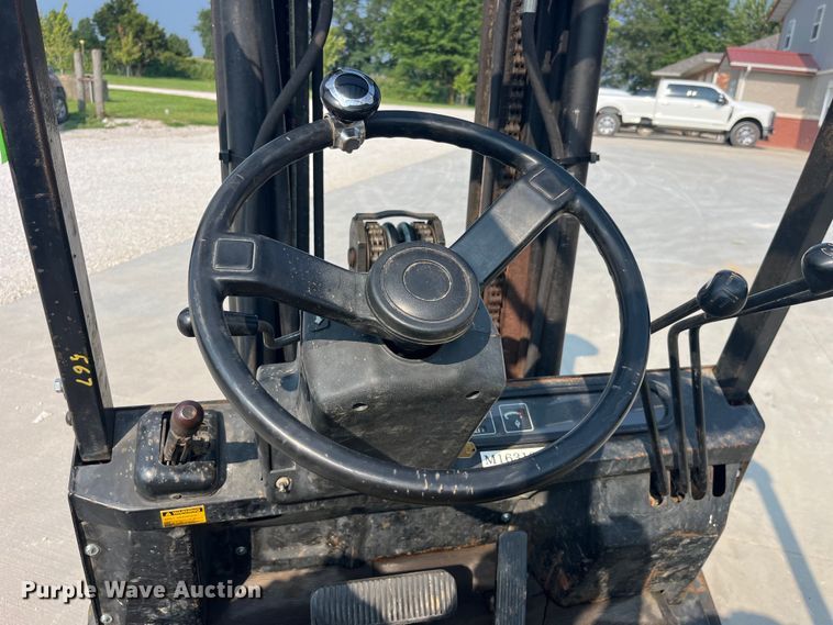 image for item EK8848 Yale C060TENUAE083 forklift