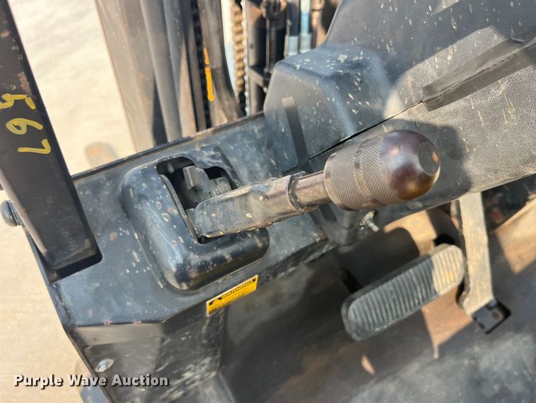 image for item EK8848 Yale C060TENUAE083 forklift