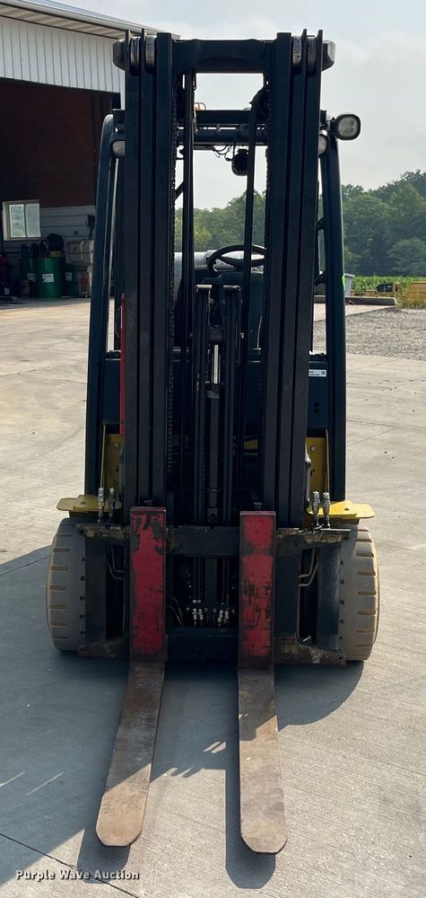 image for item EK8849 Yale GLC070VXNGSE090 forklift