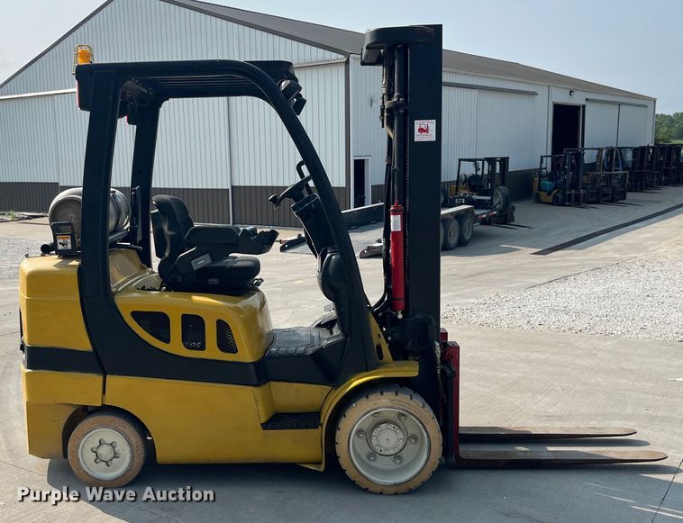 image for item EK8849 Yale GLC070VXNGSE090 forklift