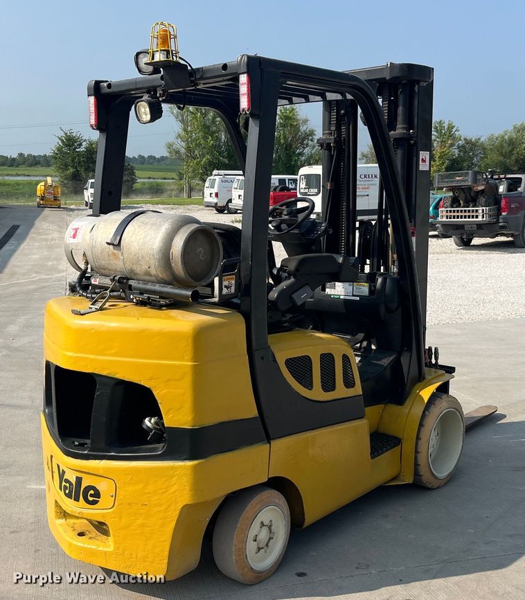 image for item EK8849 Yale GLC070VXNGSE090 forklift