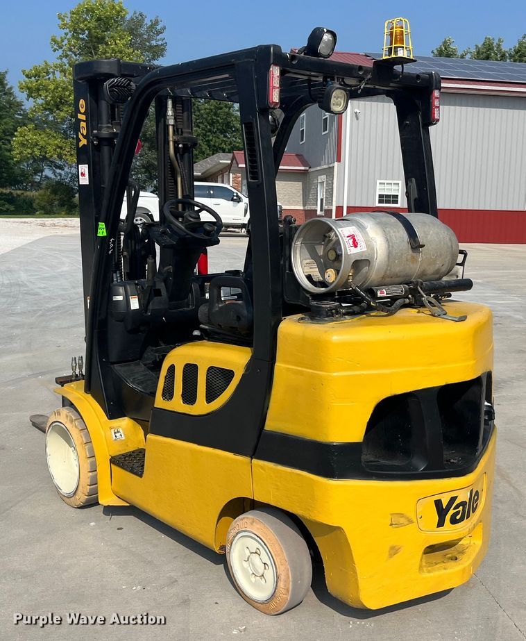 image for item EK8849 Yale GLC070VXNGSE090 forklift