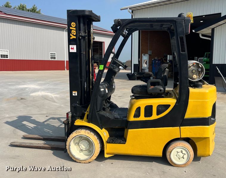 image for item EK8849 Yale GLC070VXNGSE090 forklift