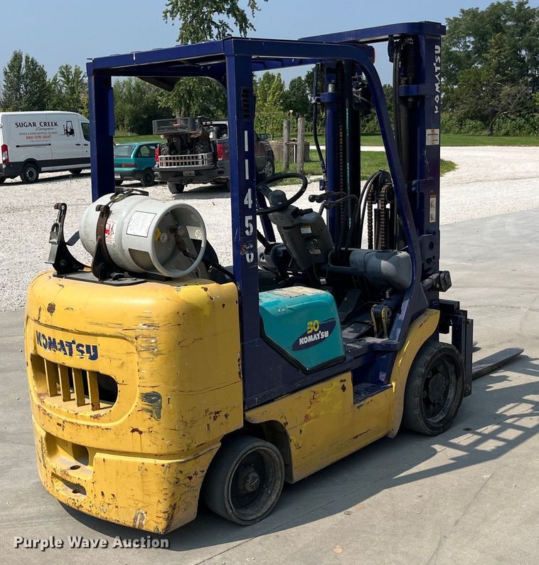 image for item EK8850 Komatsu FG30SHT-12 forklift