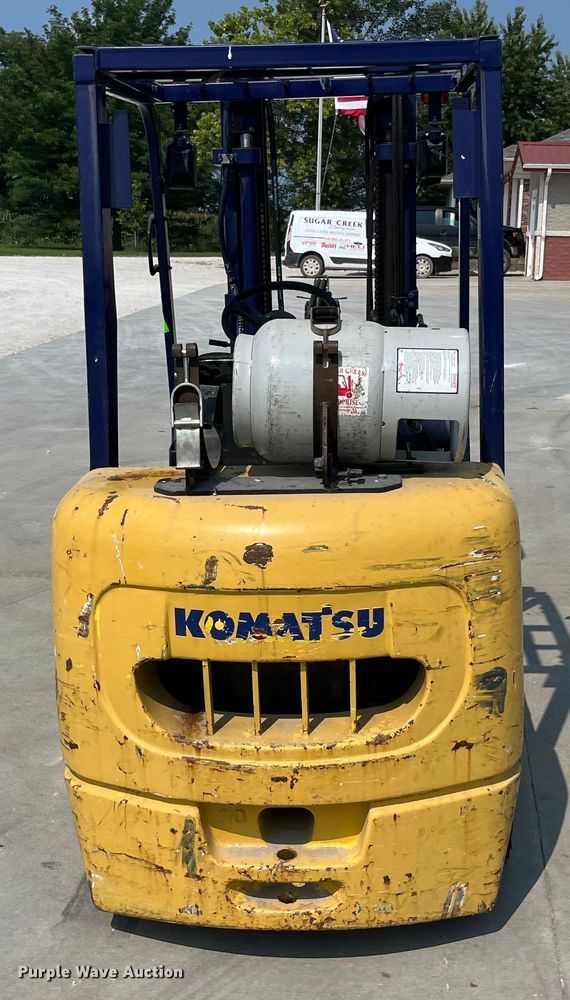 image for item EK8850 Komatsu FG30SHT-12 forklift