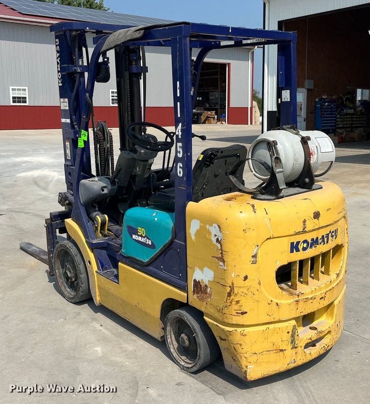 image for item EK8850 Komatsu FG30SHT-12 forklift