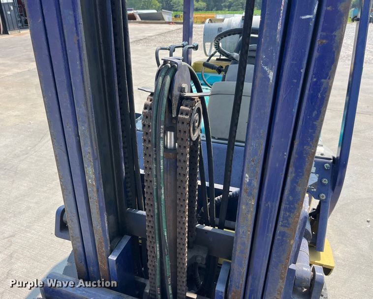 image for item EK8850 Komatsu FG30SHT-12 forklift