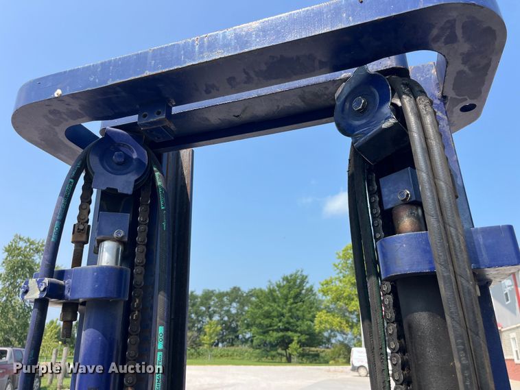 image for item EK8850 Komatsu FG30SHT-12 forklift