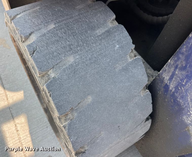 image for item EK8850 Komatsu FG30SHT-12 forklift