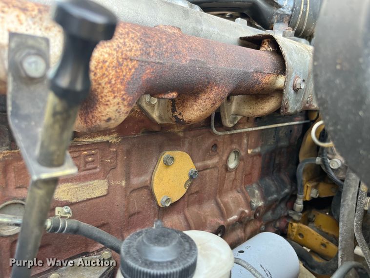 image for item EK8851 Caterpillar  DP40 forklift