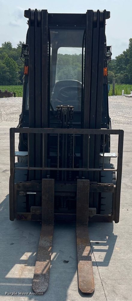 image for item EK8852 Utilev UT25P forklift