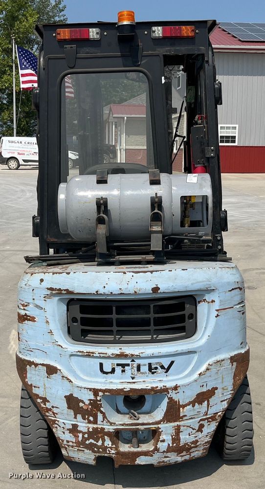 image for item EK8852 Utilev UT25P forklift