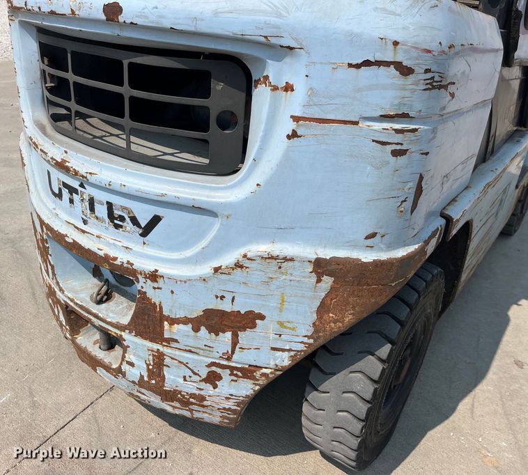 image for item EK8852 Utilev UT25P forklift