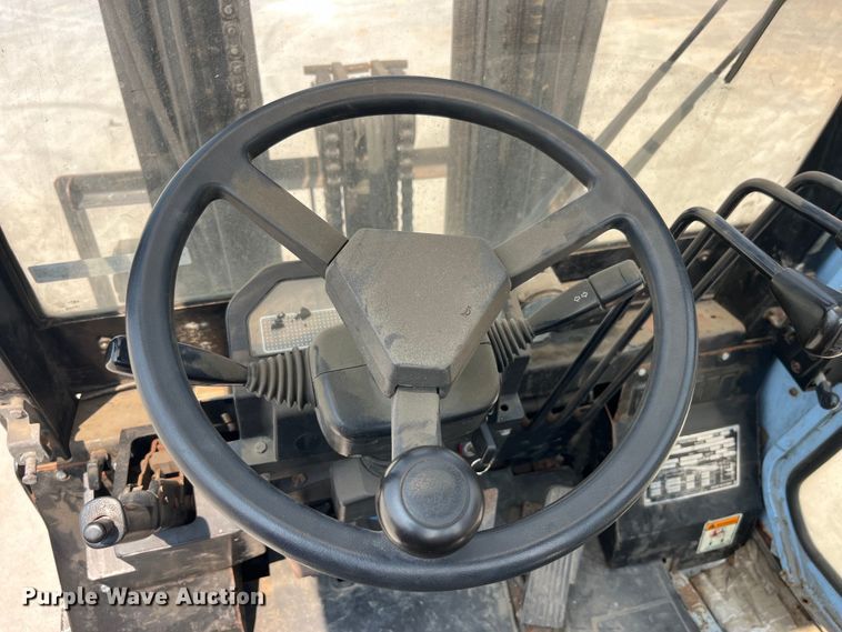 image for item EK8852 Utilev UT25P forklift