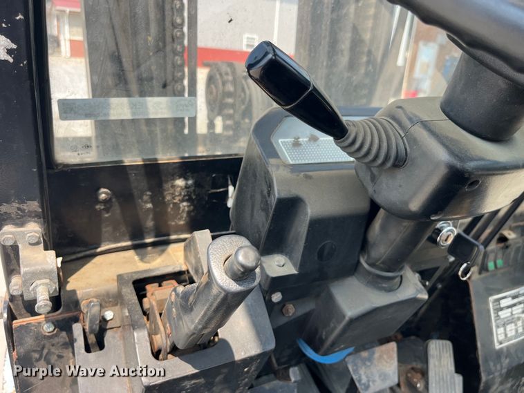 image for item EK8852 Utilev UT25P forklift