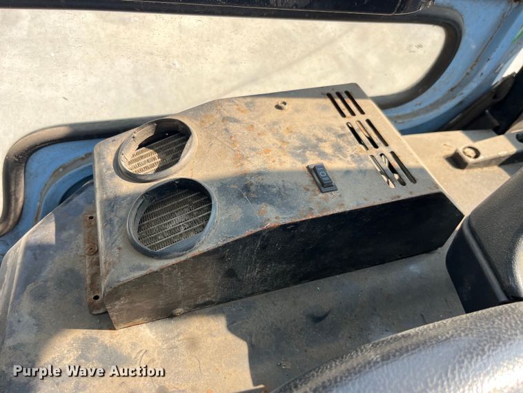 image for item EK8852 Utilev UT25P forklift