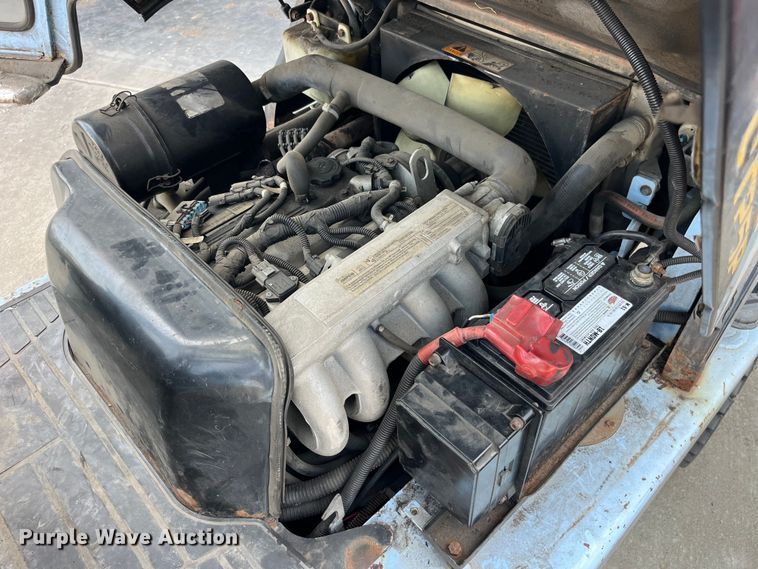 image for item EK8852 Utilev UT25P forklift