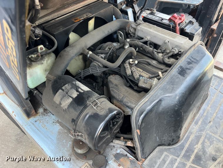 image for item EK8852 Utilev UT25P forklift