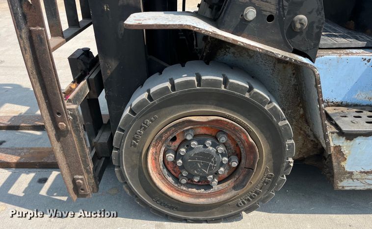 image for item EK8852 Utilev UT25P forklift