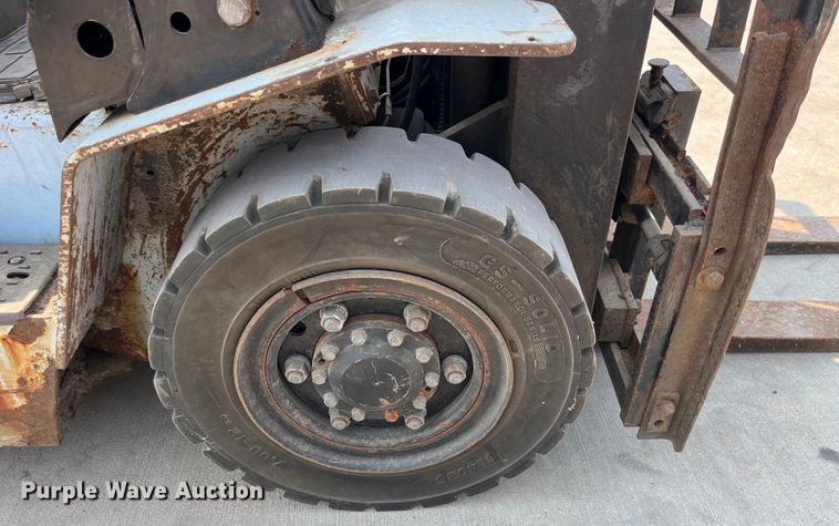 image for item EK8852 Utilev UT25P forklift