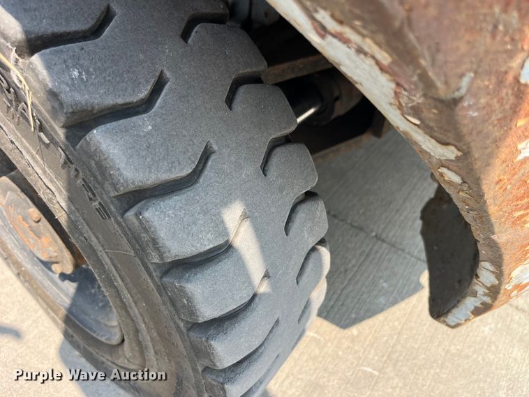 image for item EK8852 Utilev UT25P forklift