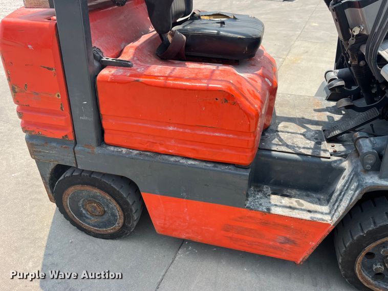 image for item EK8853 Toyota  5FGC25 forklift