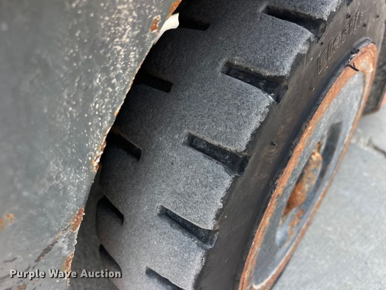 image for item EK8853 Toyota  5FGC25 forklift