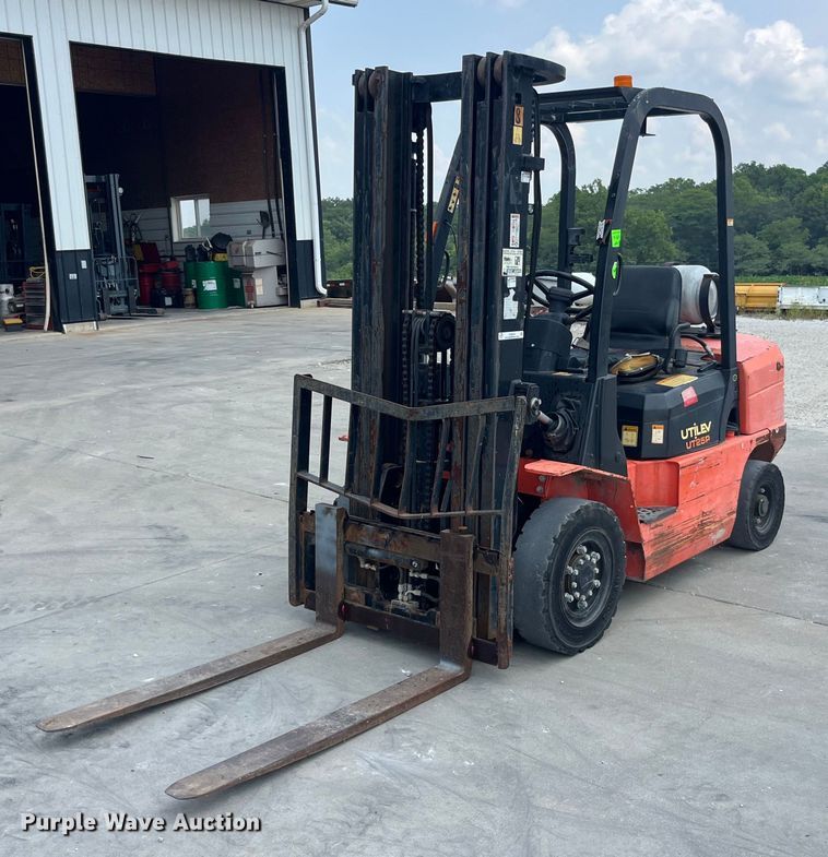 image for item EK8855 2015 Utilev UT25P forklift